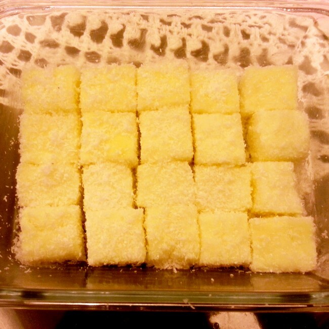 完胜85度C牛奶椰丝小方