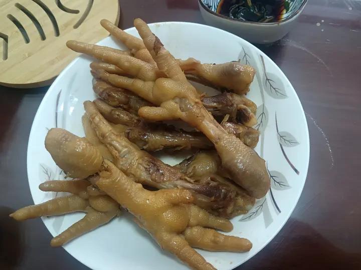 红烧鸡爪