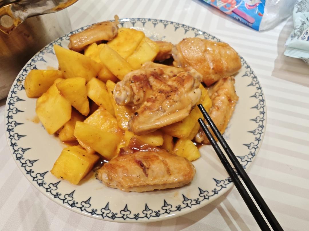 菠萝炒鸡翅