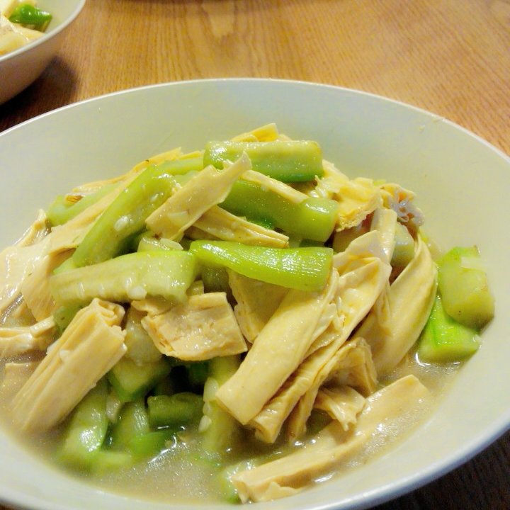 李白_5e9s做的丝瓜腐竹