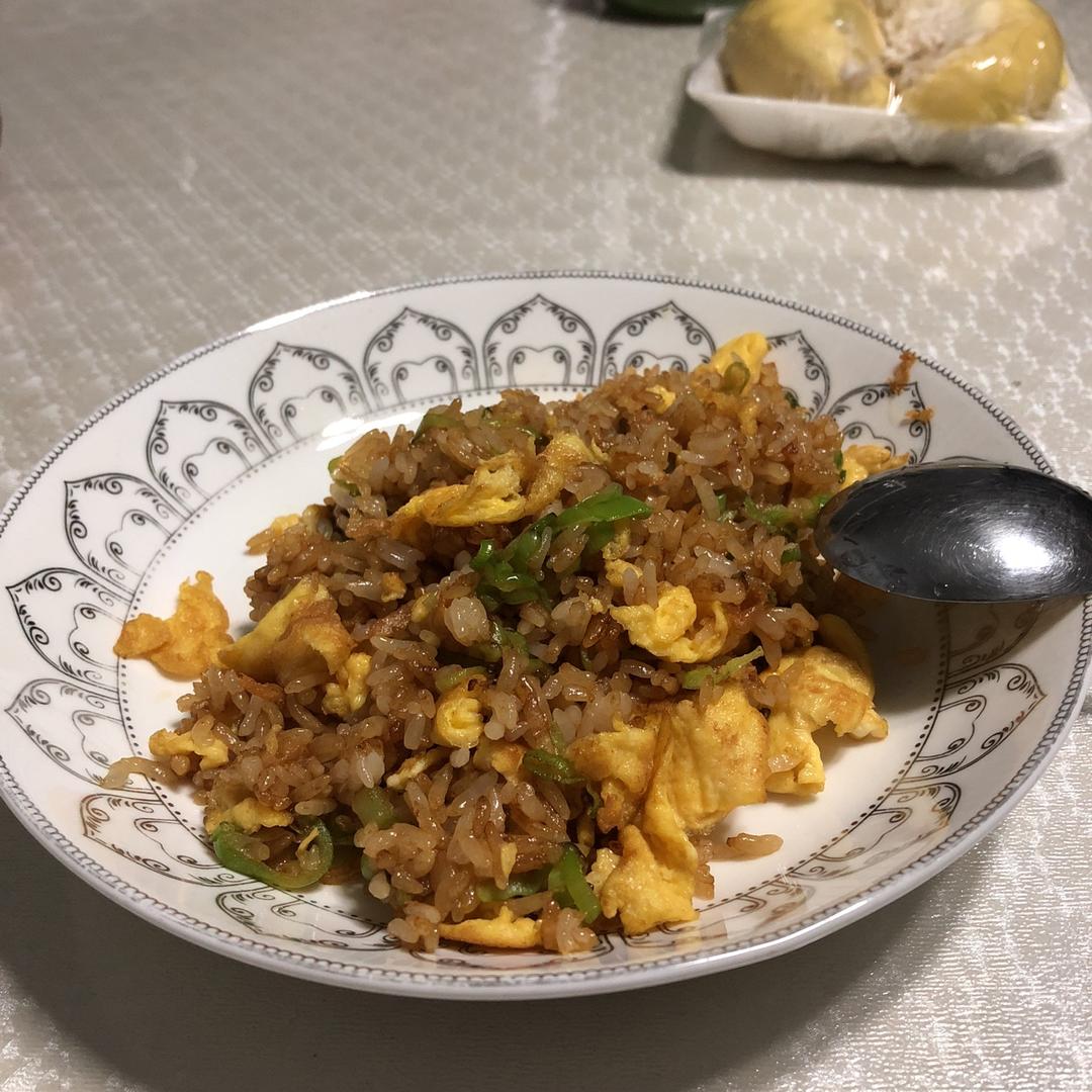酱油炒饭(超级简单)