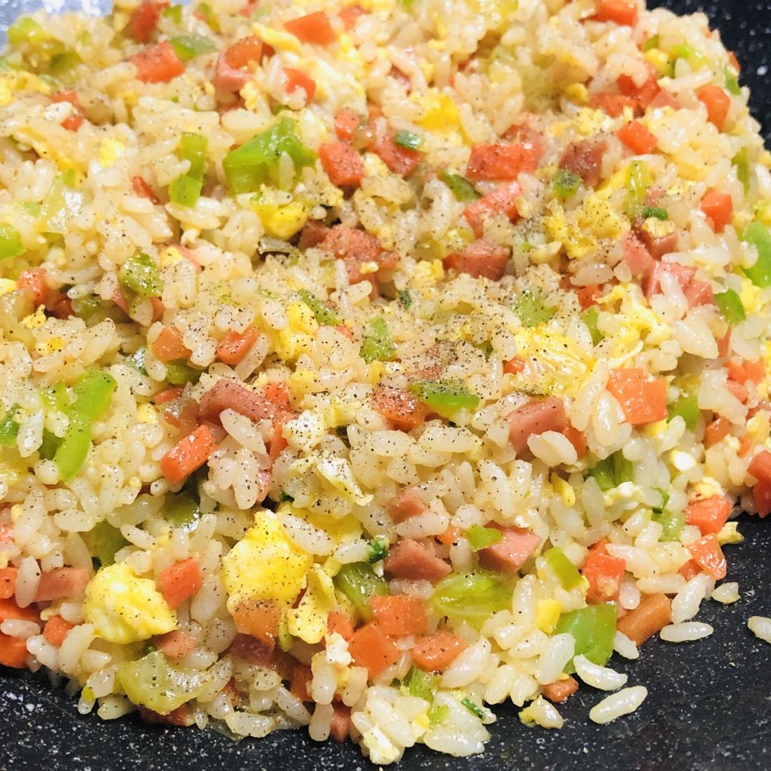 好吃到停不下来的酱油蛋炒饭