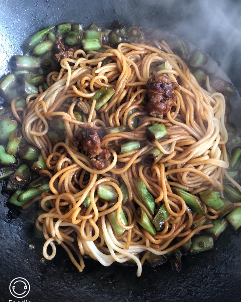 豆角焖面