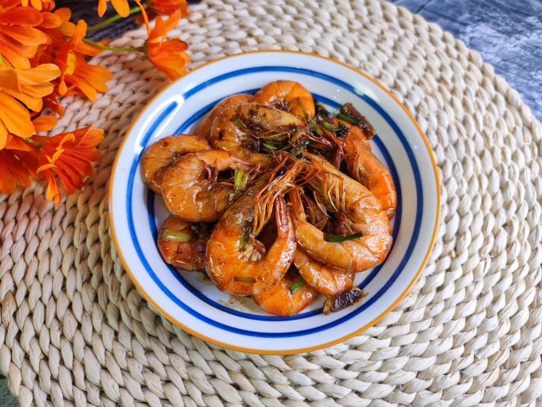 年夜菜｜香辣金针菇大虾 鸿运当头
