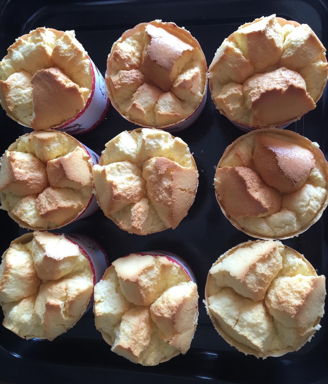 原味戚风纸杯蛋糕（烤箱做纸杯蛋糕）