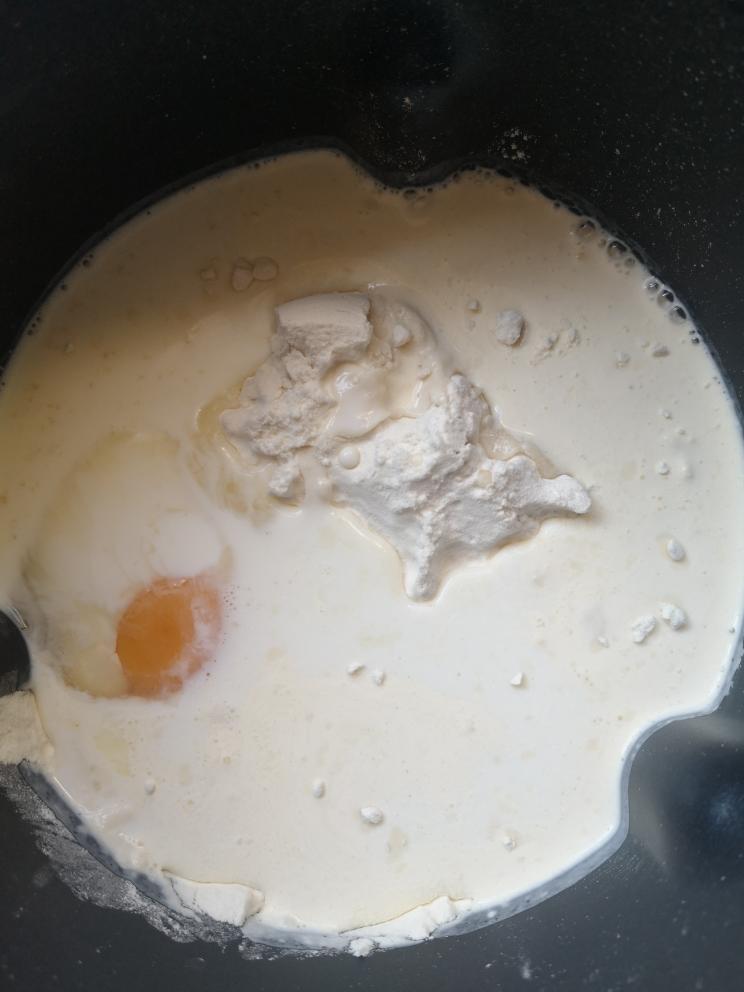 纯奶手撕吐司的做法 步骤1