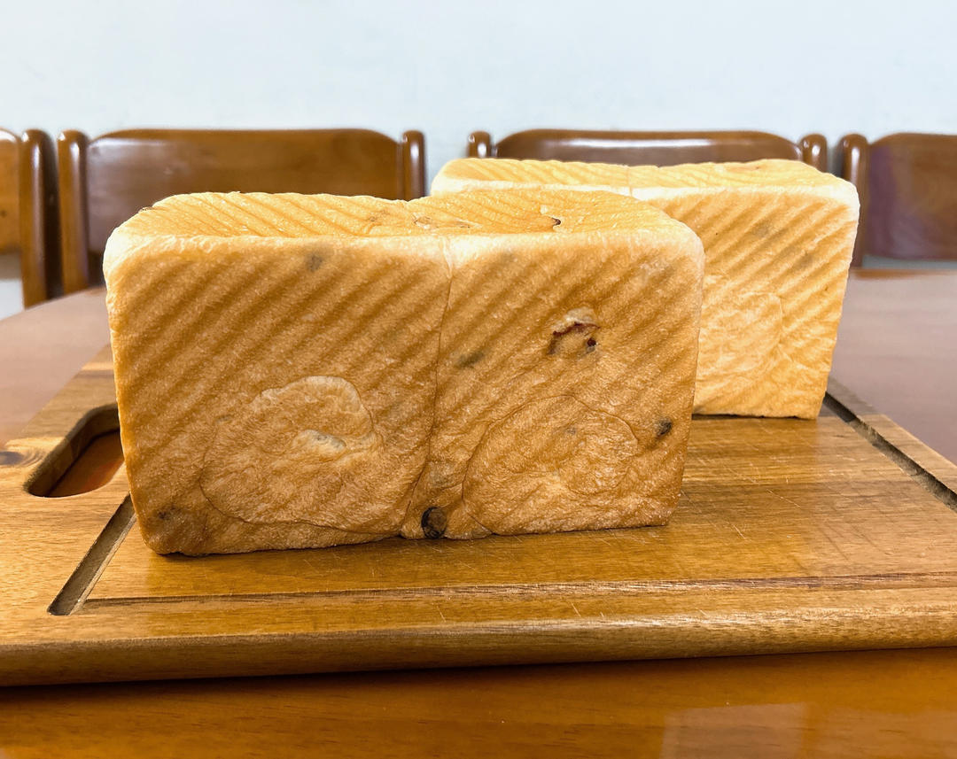 鲜奶提子吐司