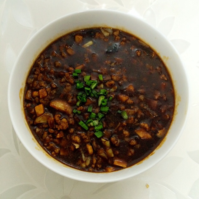 香菇肉末炸酱面