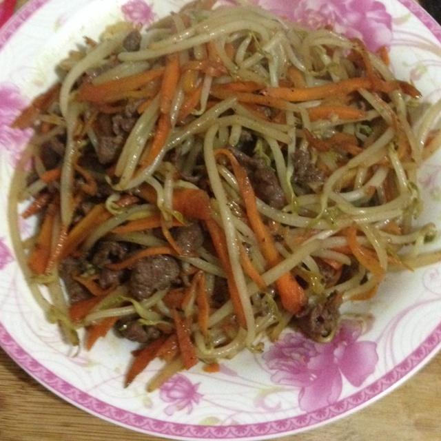 嫩牛炒豆芽