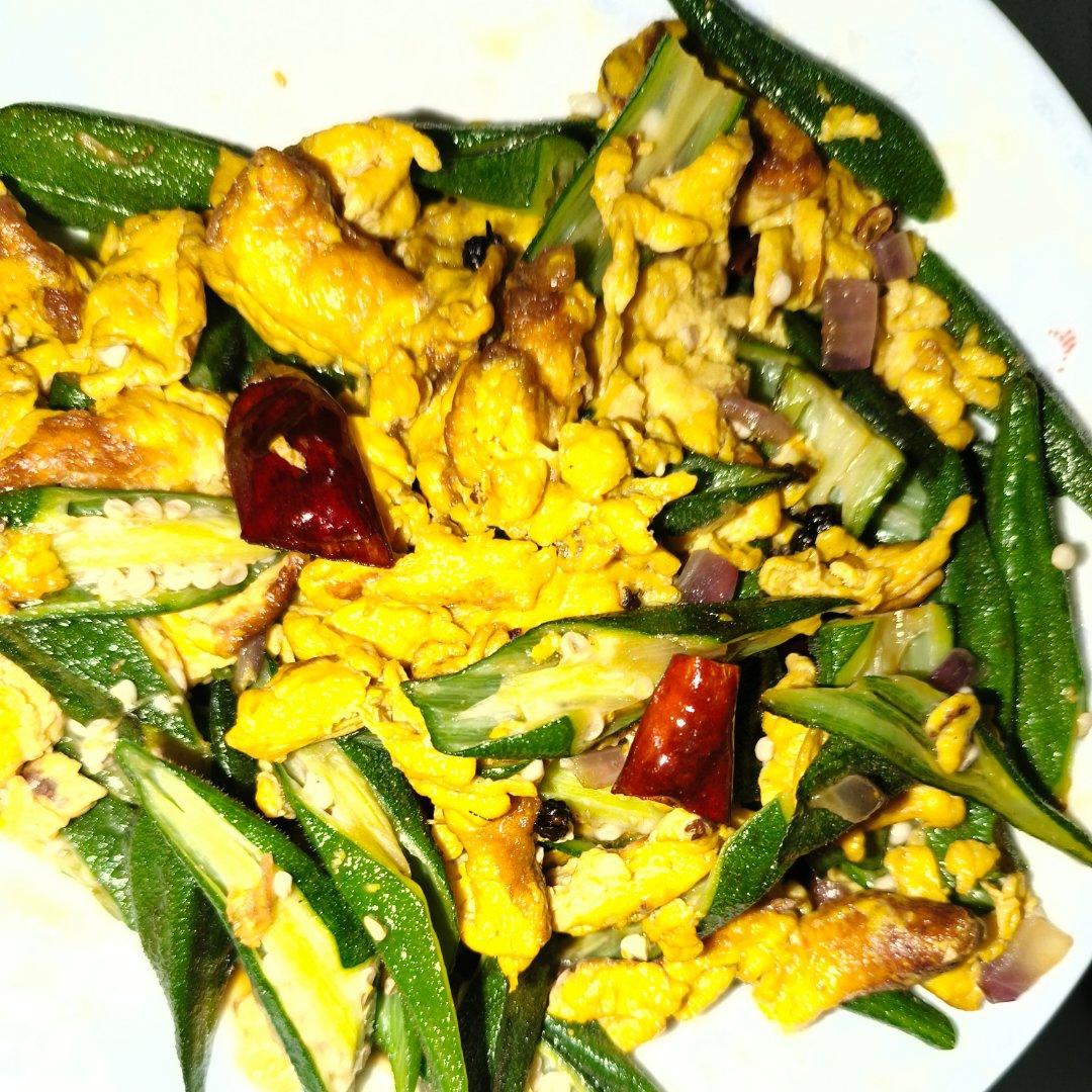 低脂低卡，好吃不胖的秋葵炒鸡蛋，巨好吃
