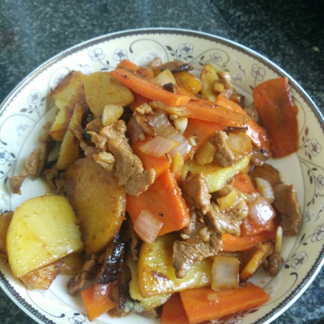 干锅土豆片