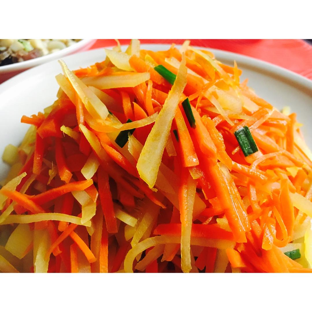 炒胡萝卜土豆丝