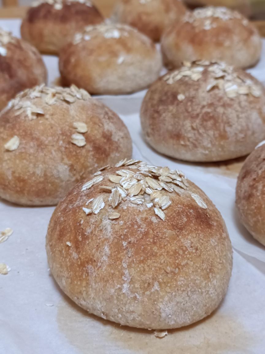 软糯好吃~天然酵种酸奶全麦汉堡胚（老面）