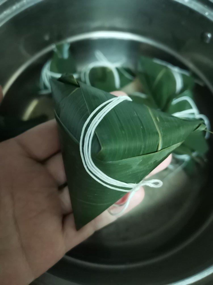 一分钟学会包粽子（视频）