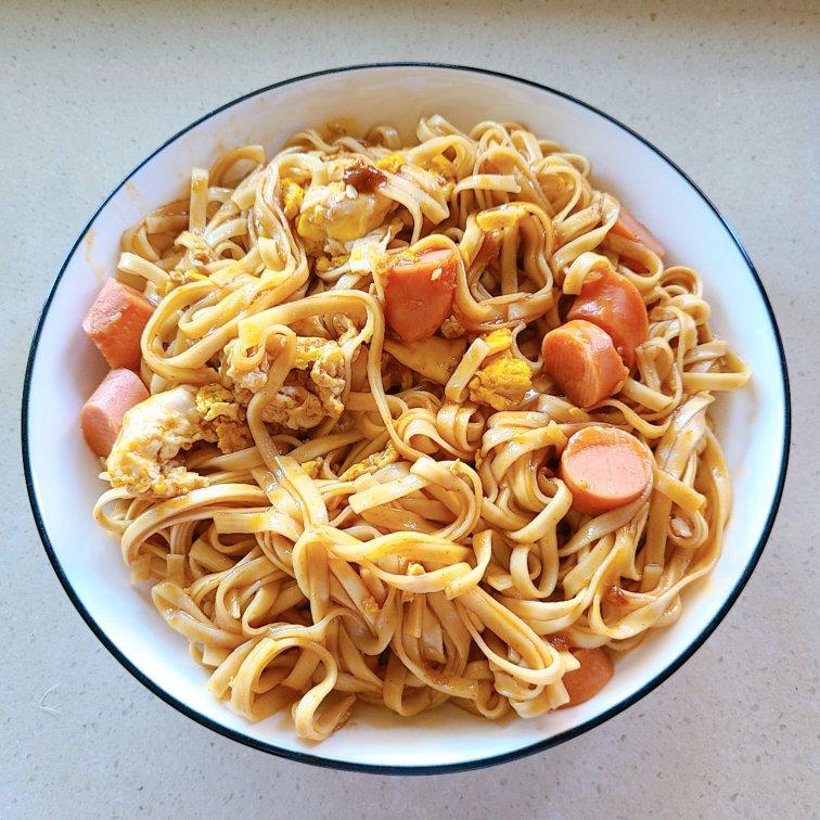 香到舔盘子🉐️荷包蛋焖面🍜超满足❗️