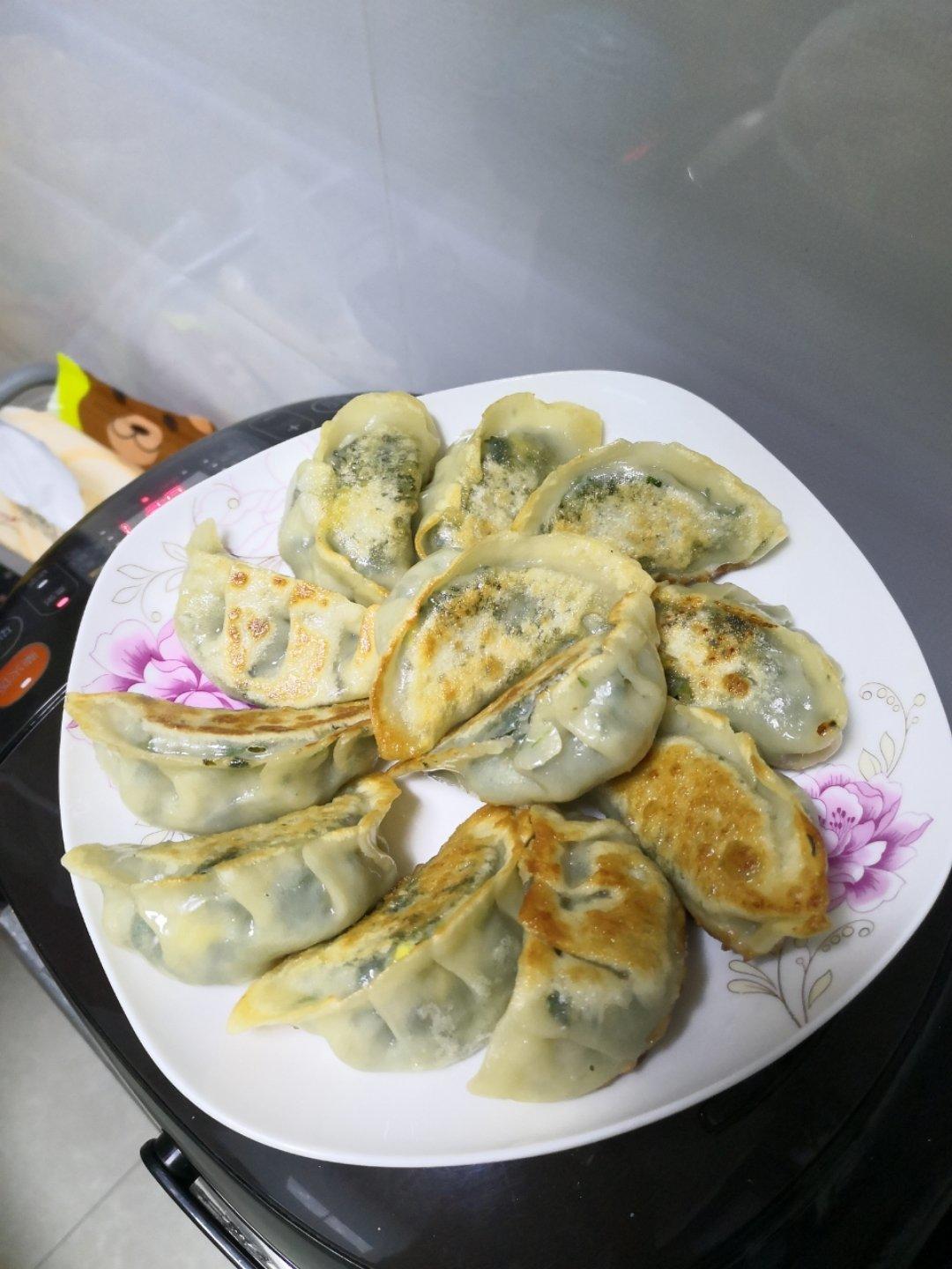 荠菜煎饺