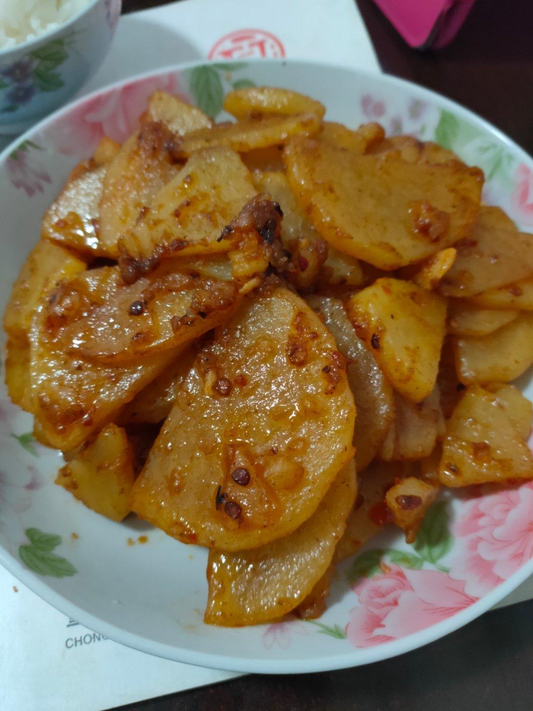 最简单快手菜红烧土豆片