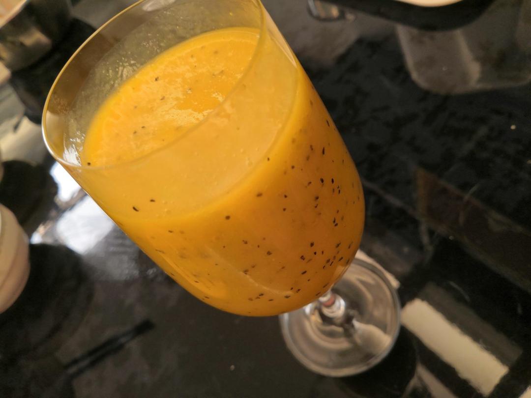 香浓芒果百香果汁