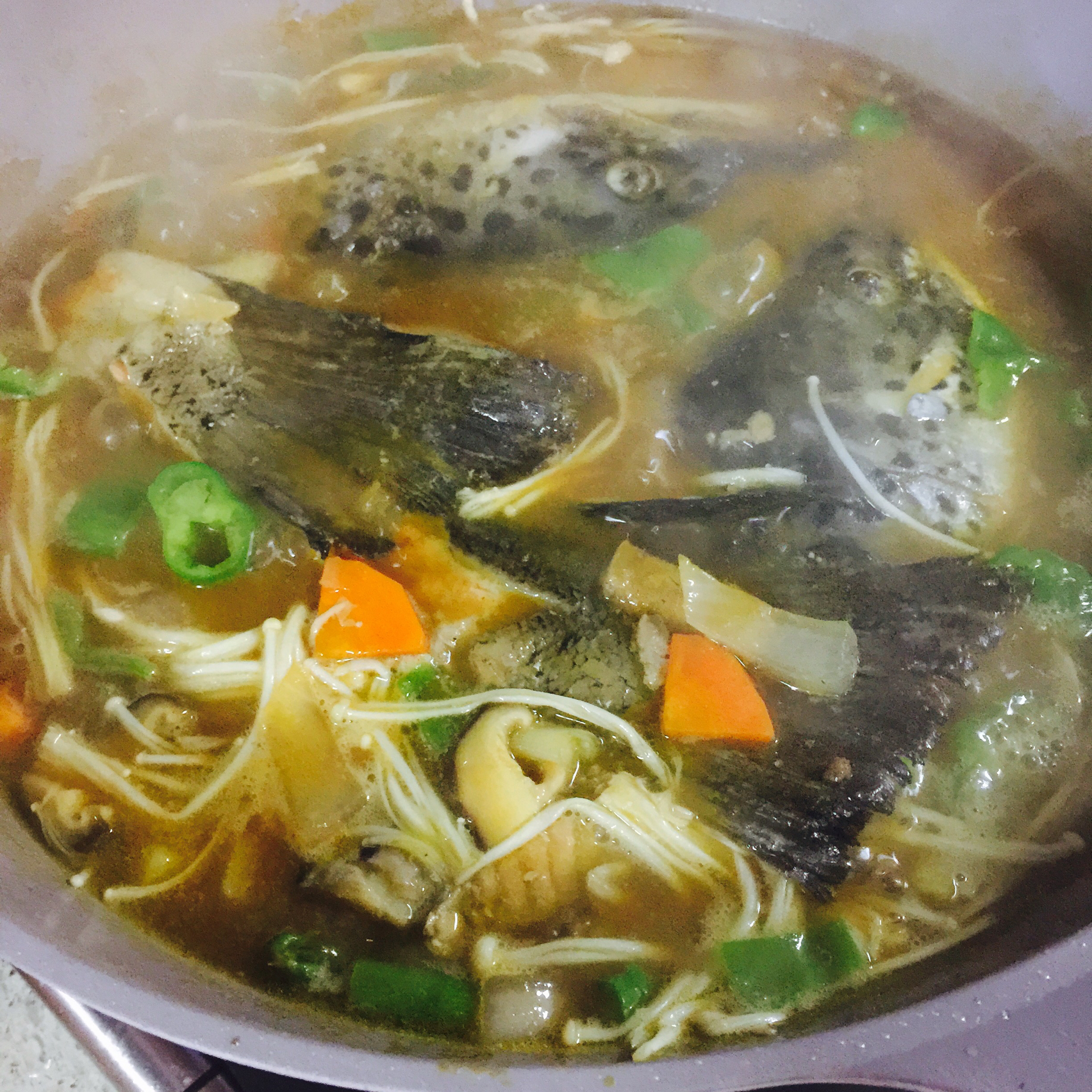 咖喱鱼（三文鱼头+龙俐鱼）