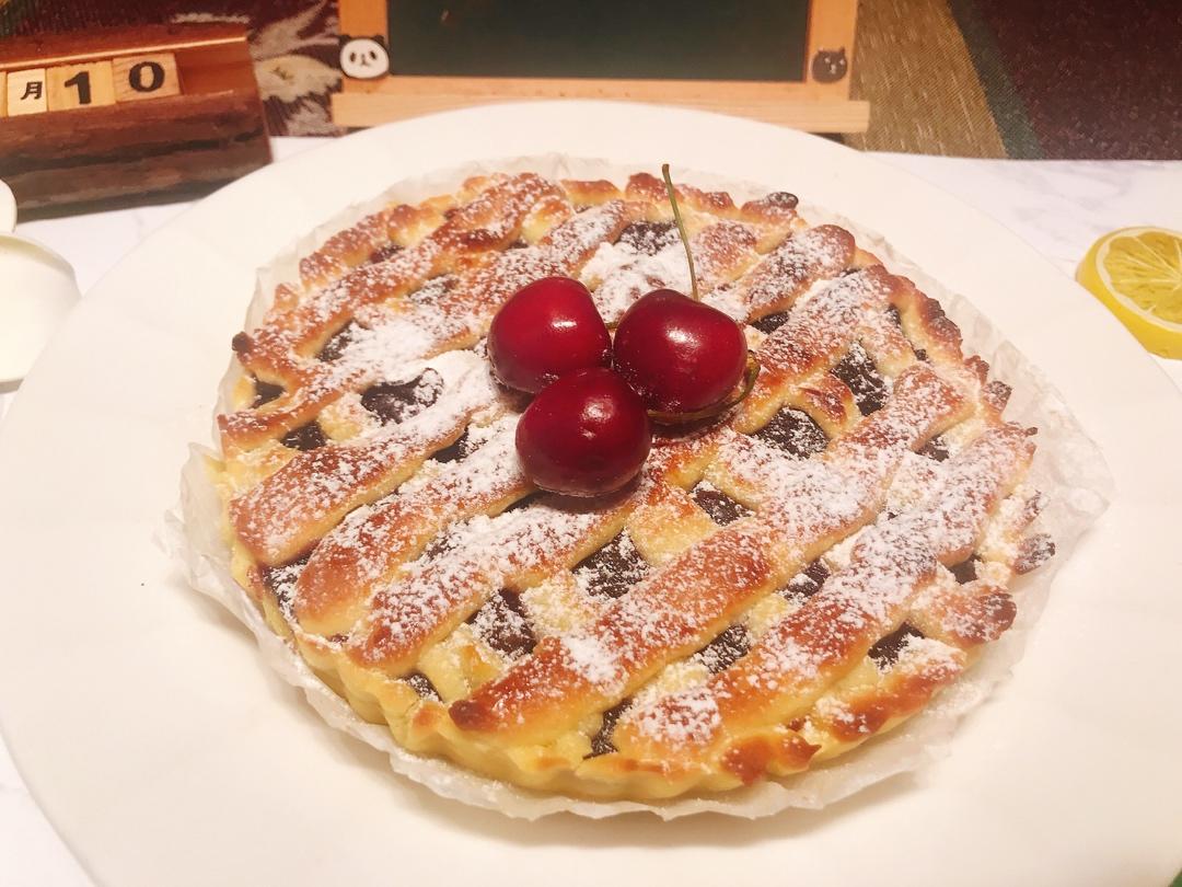 香甜樱桃派