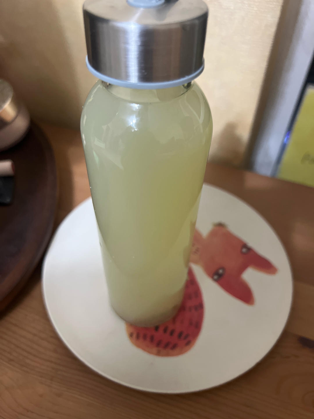 有情怀的🔅霸气油柑汁
