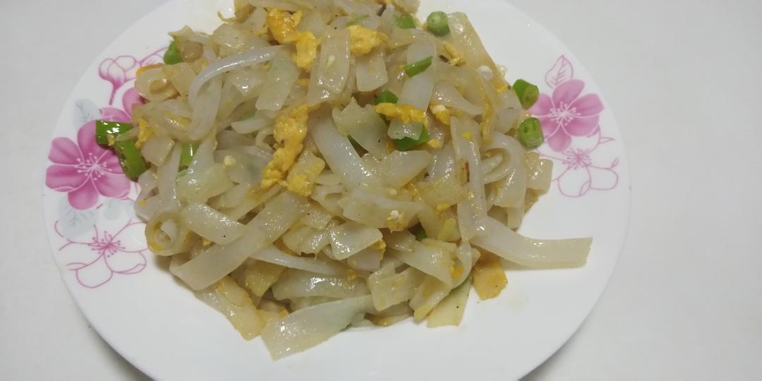 超级简单的炒河粉来啦