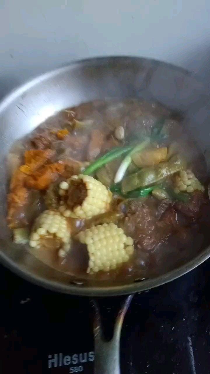 经典东北大丰收之排骨炖豆角玉米🌽南瓜🎃一锅出
