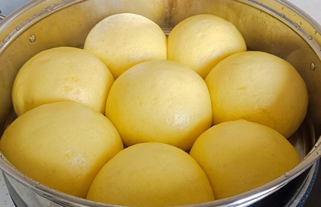 新手也可以--详解如何做出人见人爱、金黄的南瓜馒头