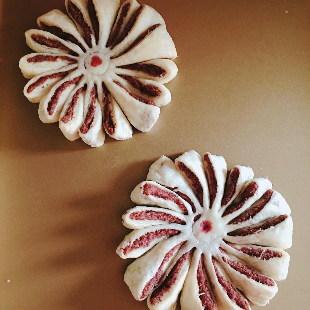 枣花酥，枣泥菊花酥