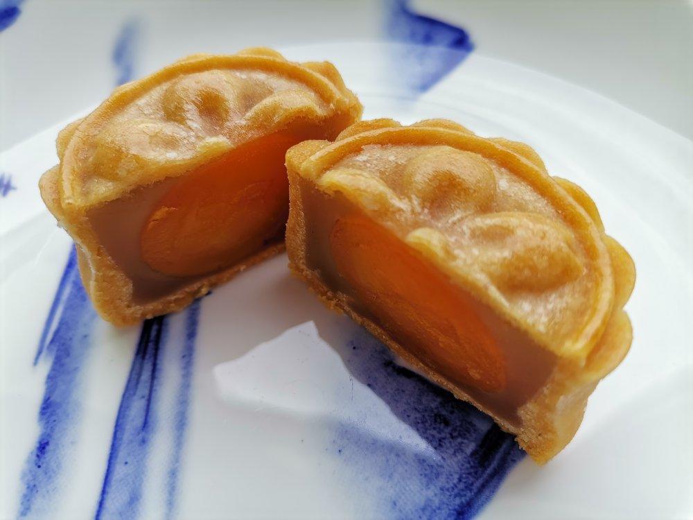 广式莲蓉蛋黄月饼(上)