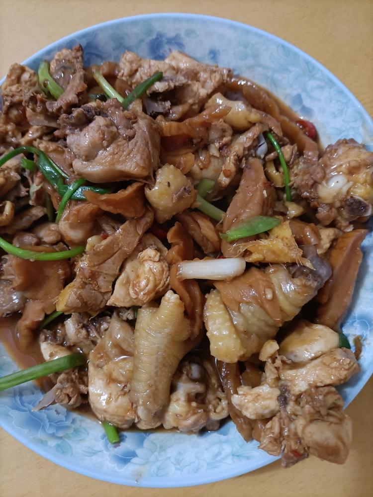 萝卜干焖鸡