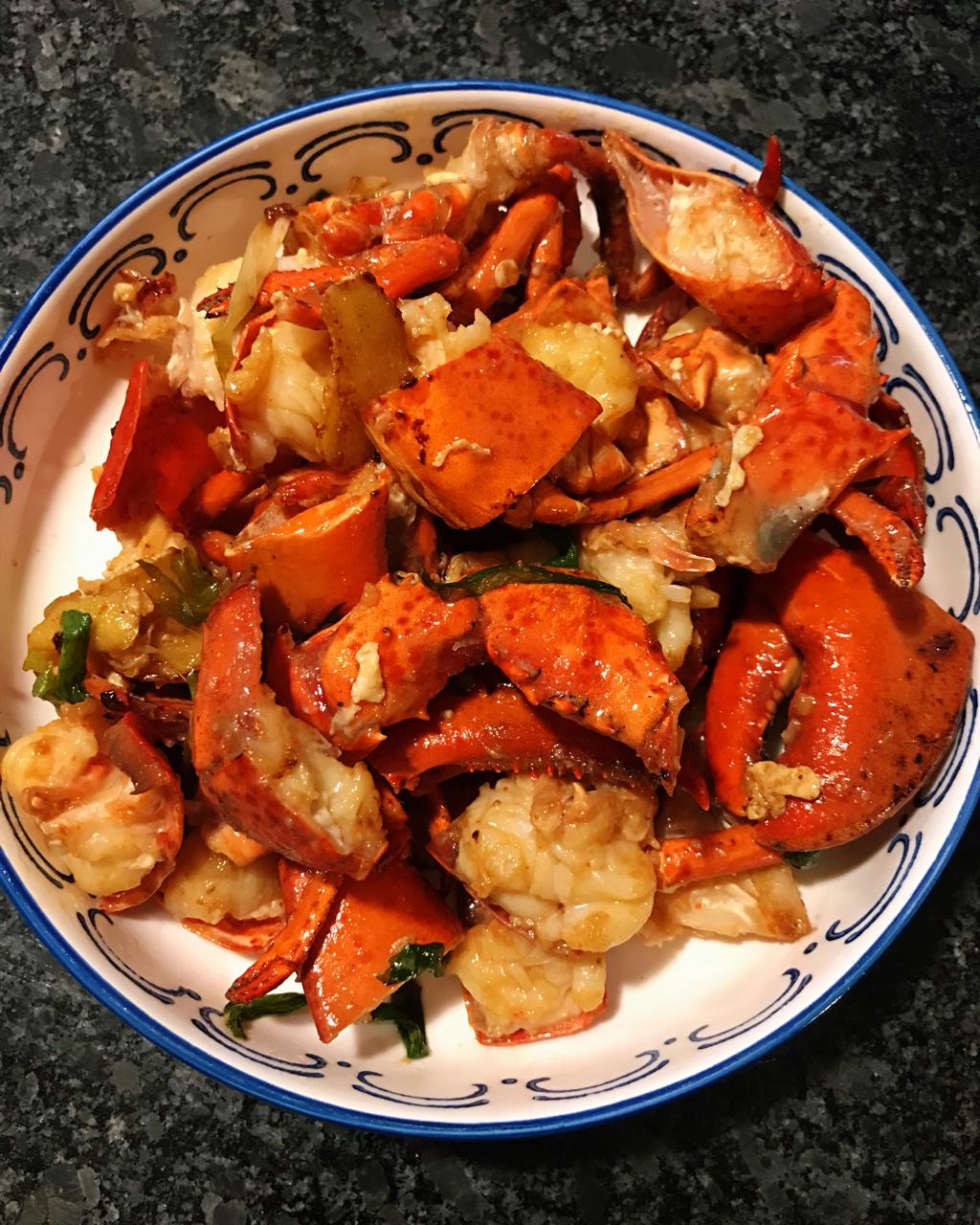 葱姜龙虾（附详细的拆解龙虾技巧，附精确地调料用量）