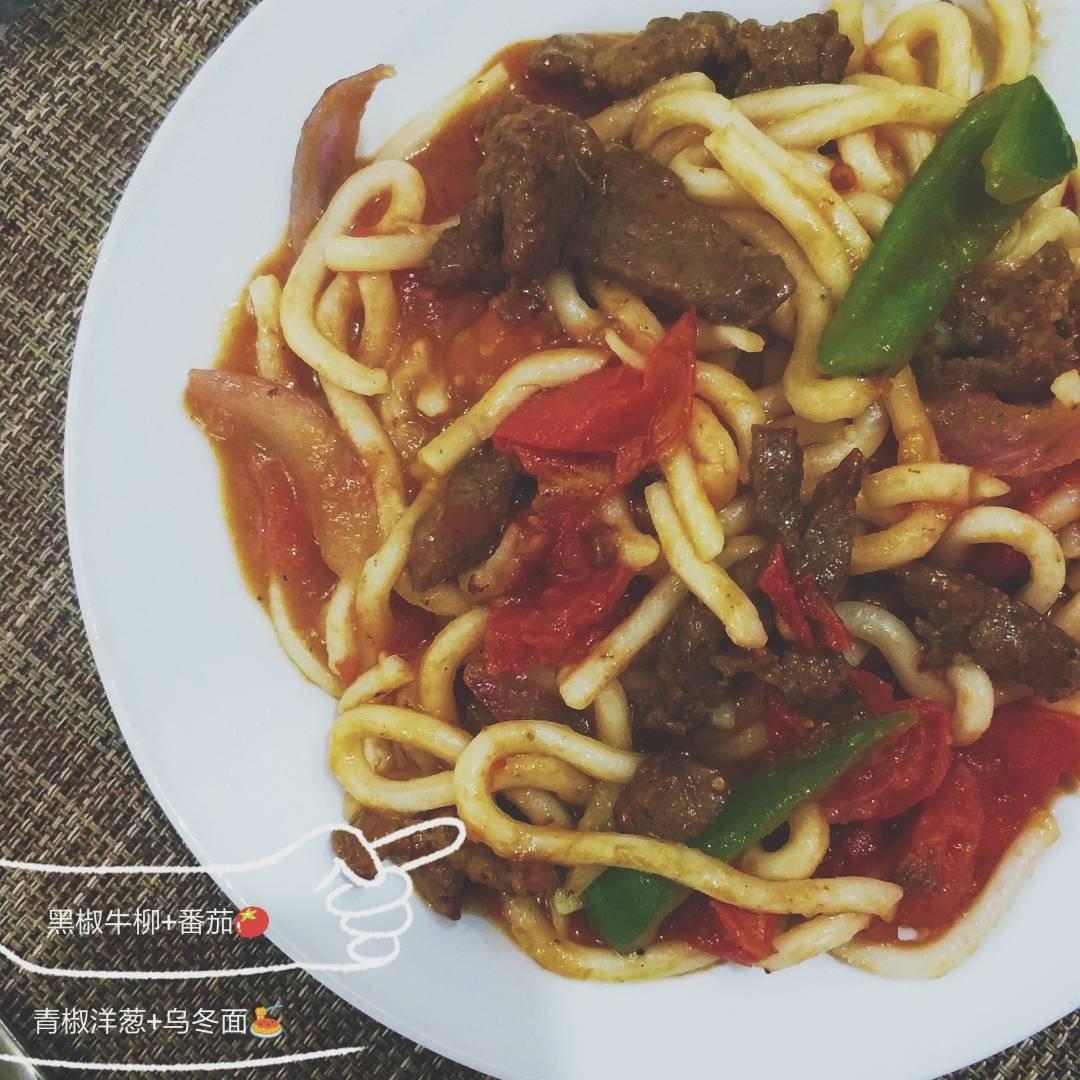 黑椒牛柳炒乌冬面