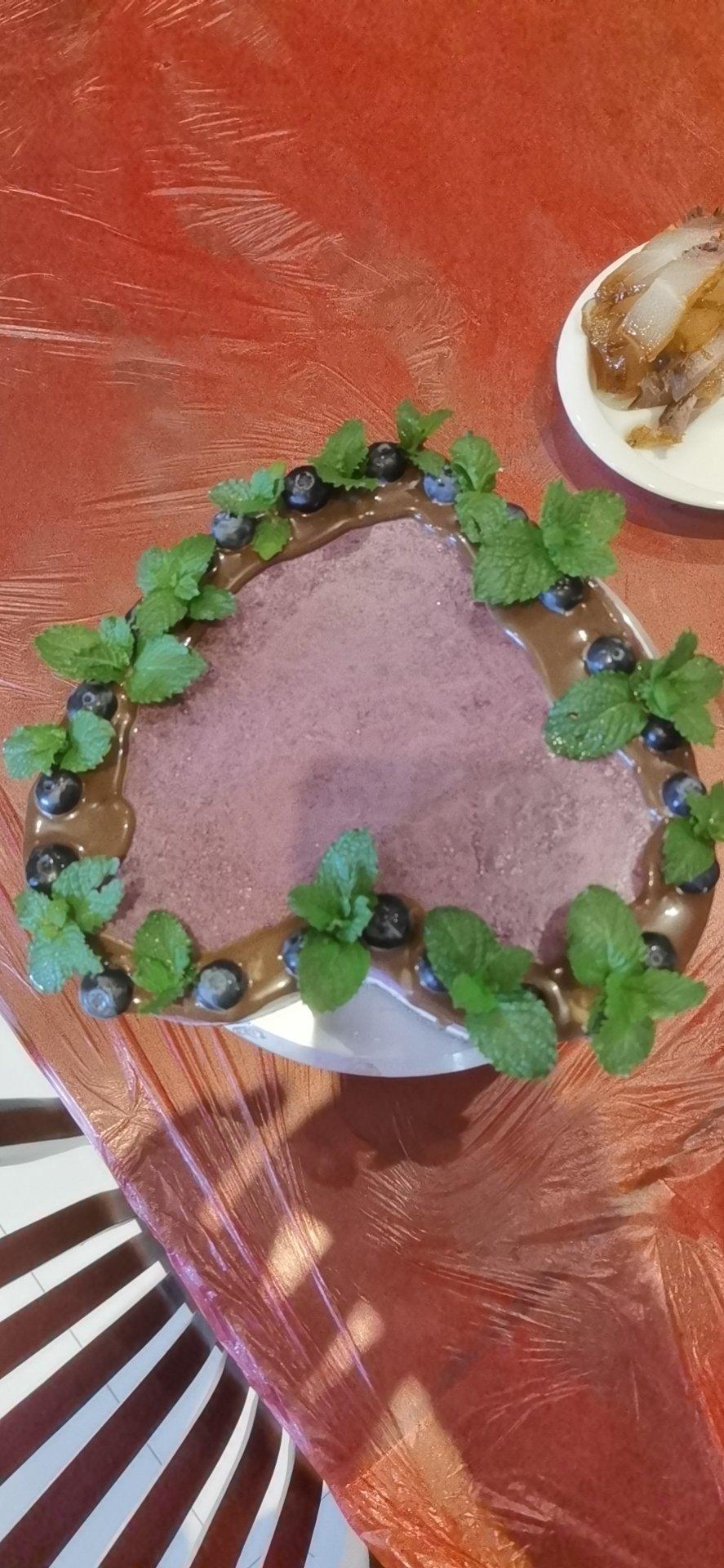 超梦幻的渐变蓝莓冻芝士