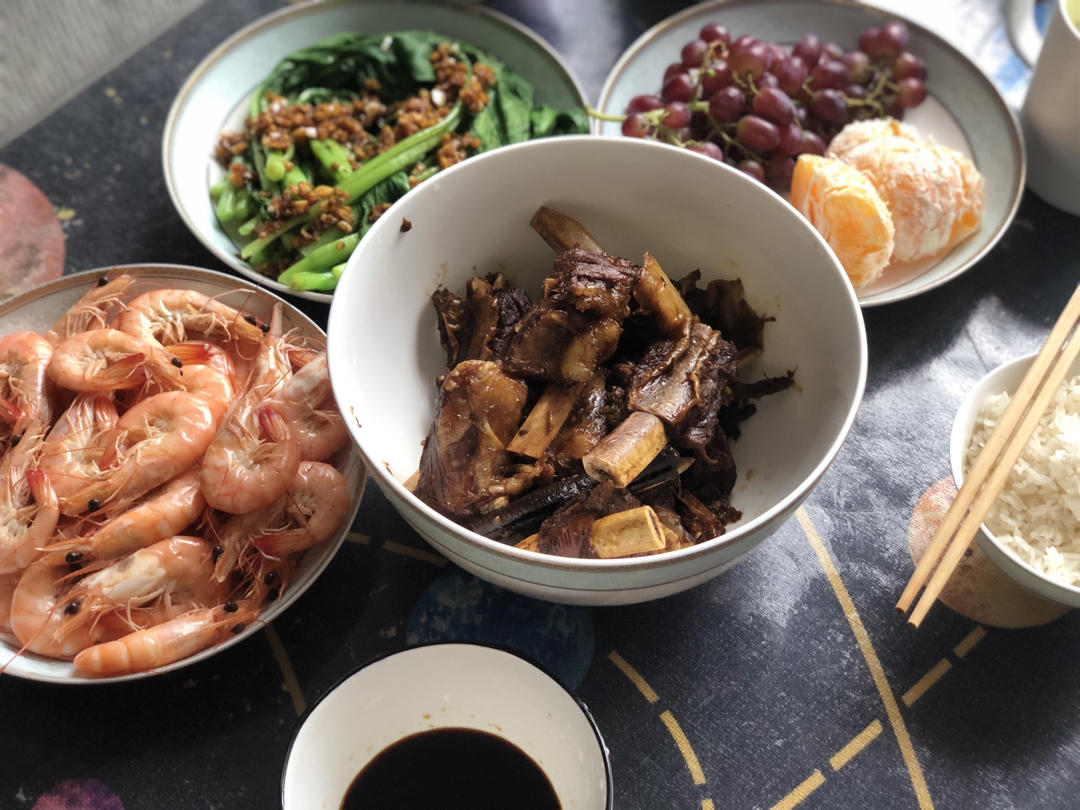 懒人无油无盐酱排骨