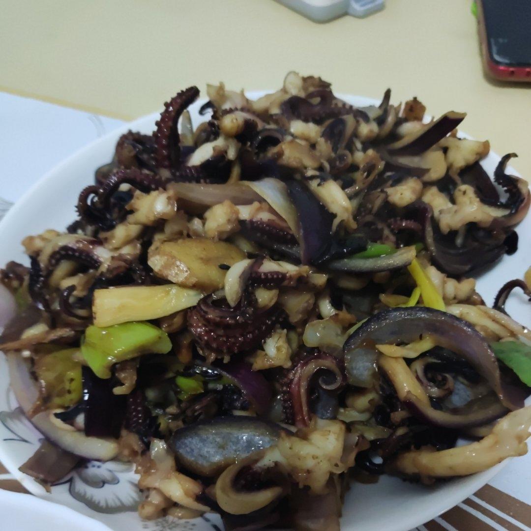 辣炒八爪鱼须