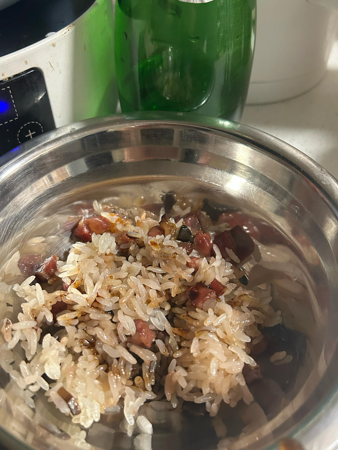 牛肝菌腊肠焖饭