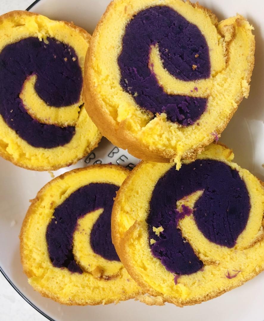 吃好喝好喵喵做的紫薯奶油蛋糕卷