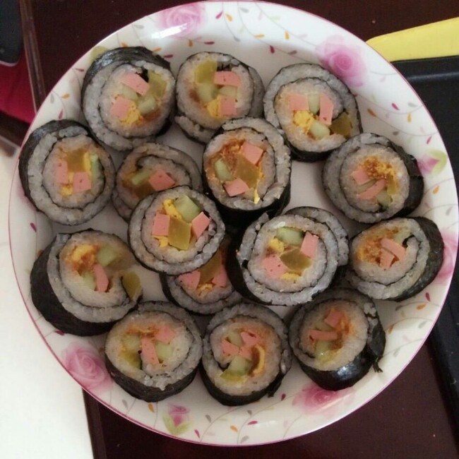 紫菜卷寿司