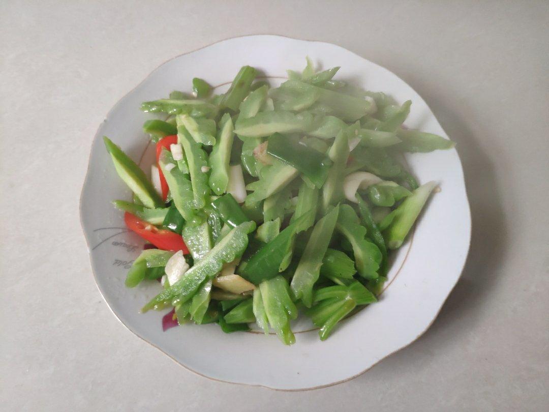 清炒苦瓜