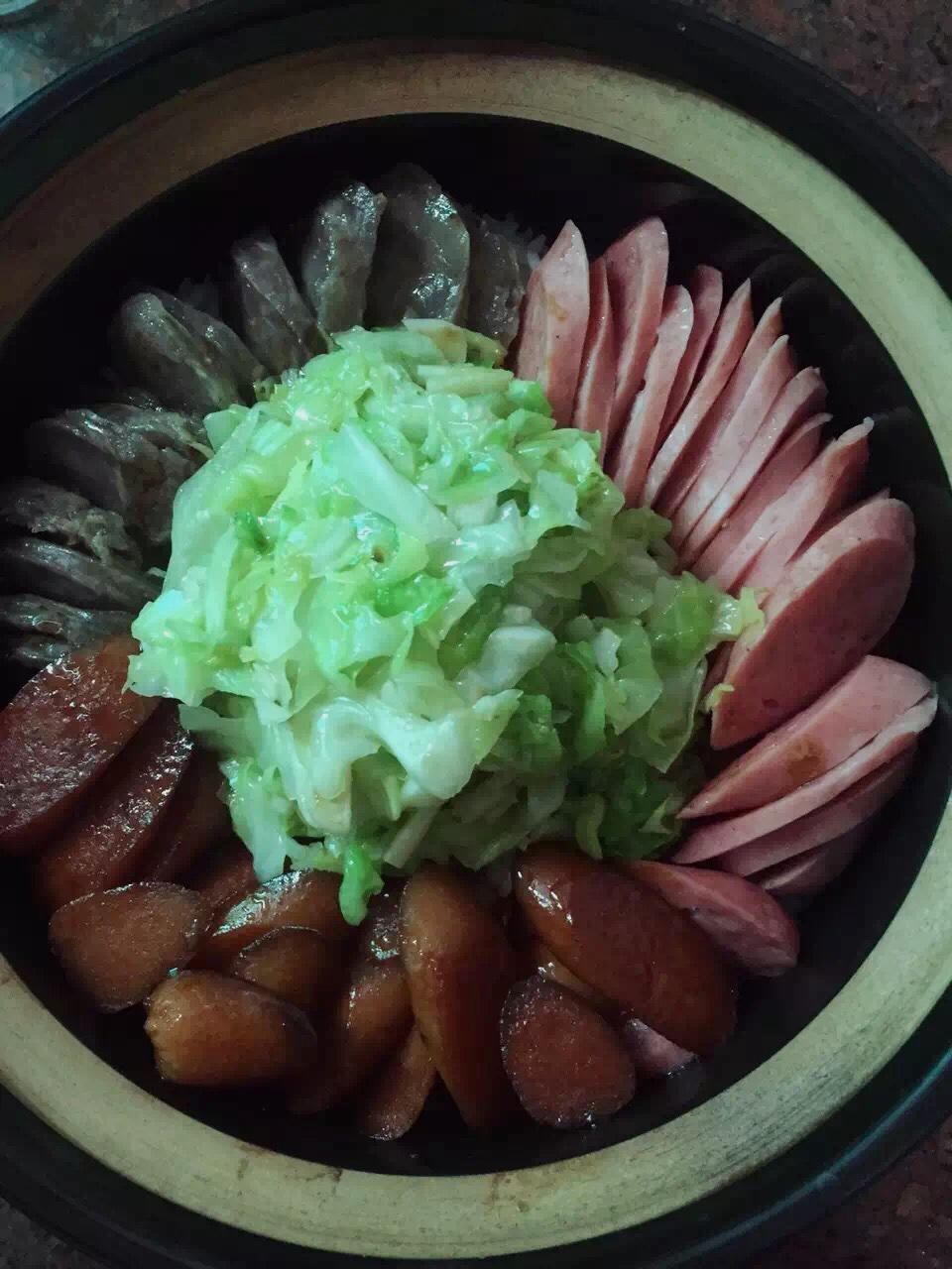 腊肠煲仔饭