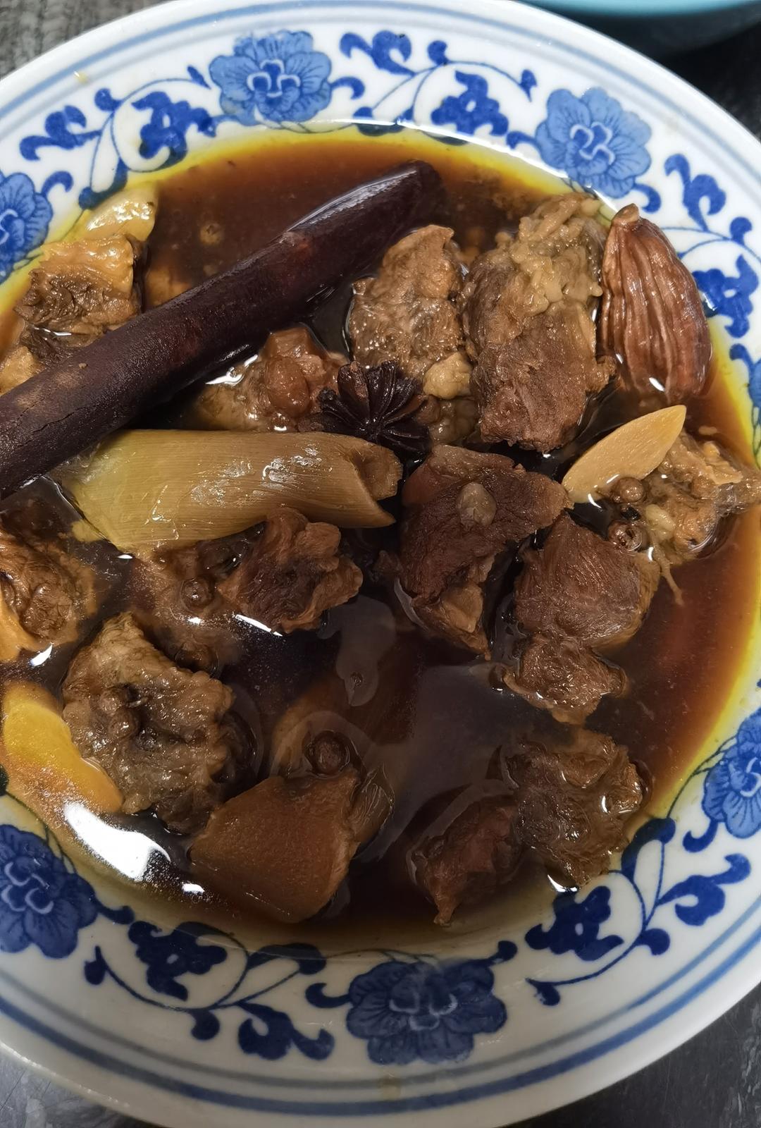 最简单下饭的红烧牛肉，牛腩牛肋条牛上脑做出来都爆香，太好吃了！