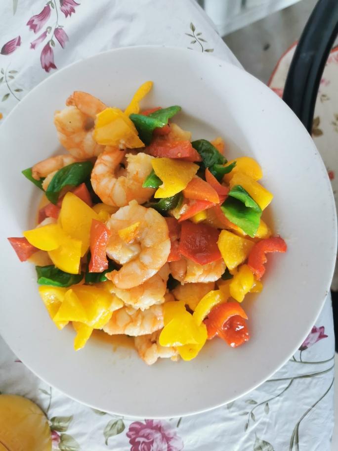 彩椒炒虾仁