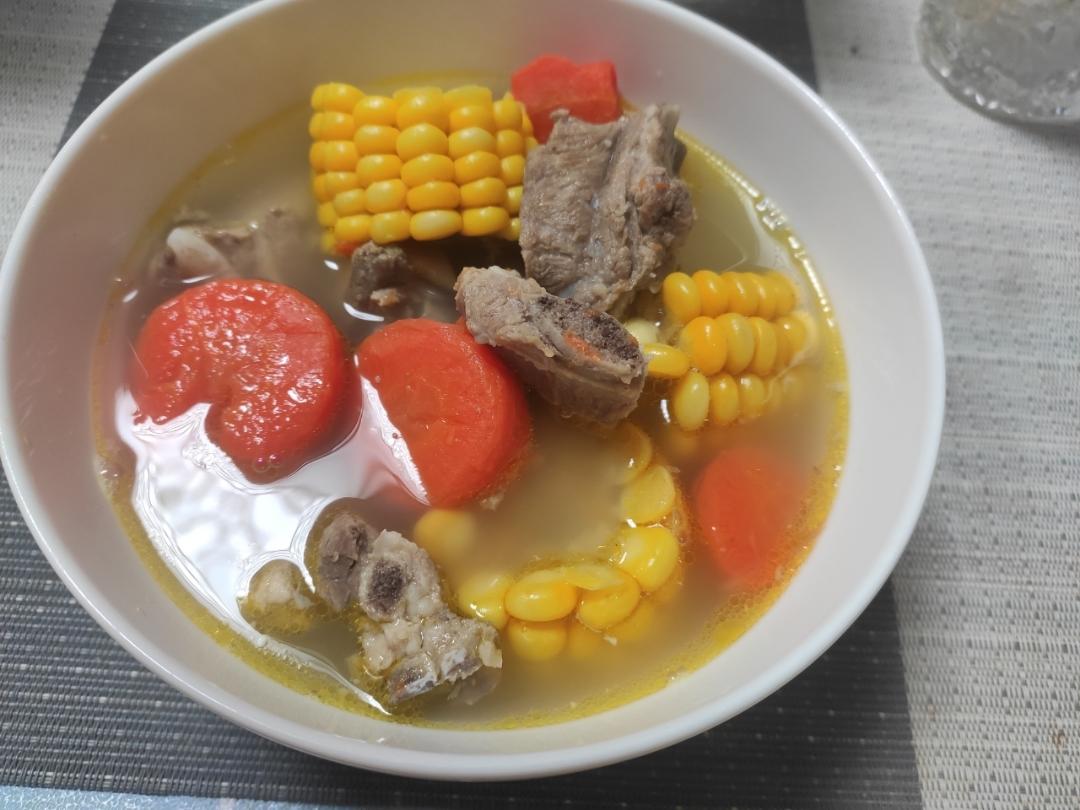 排骨玉米汤