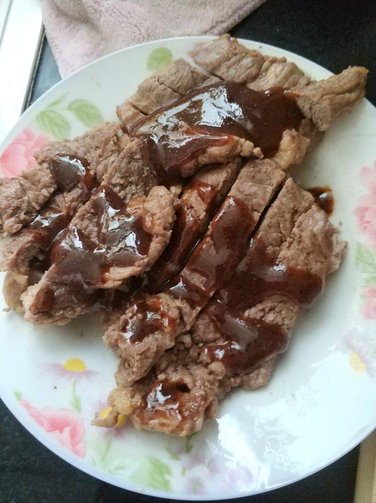 好吃到哭的煎牛排
