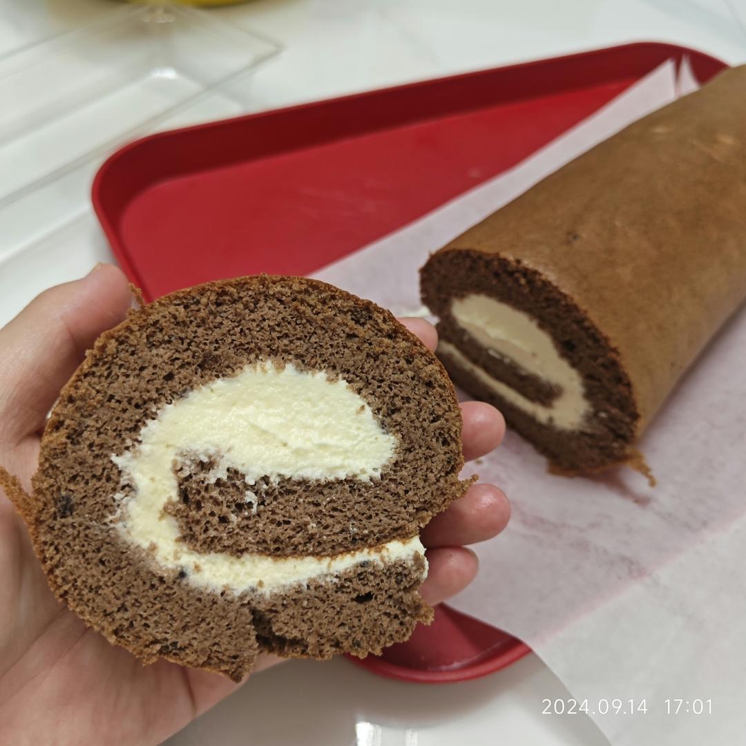 超详细的瑞士卷奶油蛋糕卷原味蛋糕卷的制作方法 饱满不掉皮不开裂（附模具换算方法）