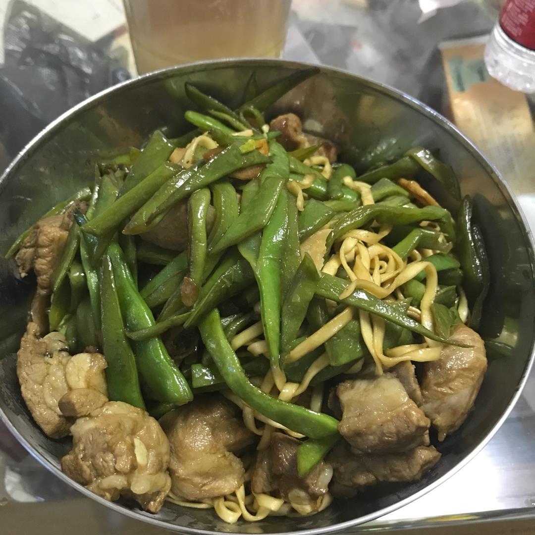 豆角焖面