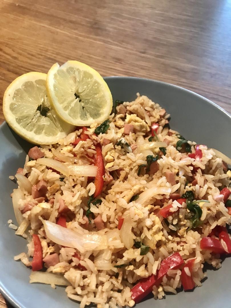 泰式九层塔香辣炒饭