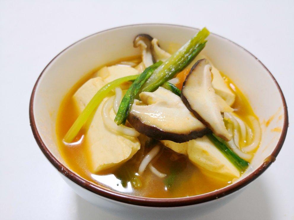 番茄浓汤米线
