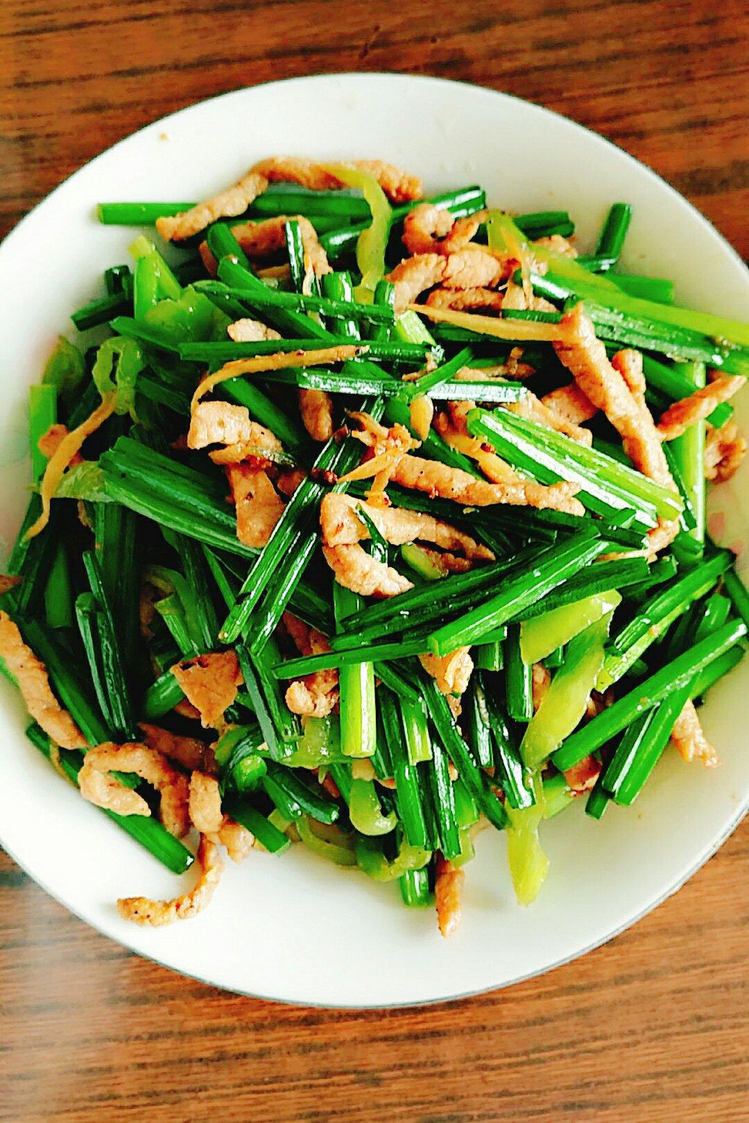 晓蛮腰做的韭菜苔炒肉丝